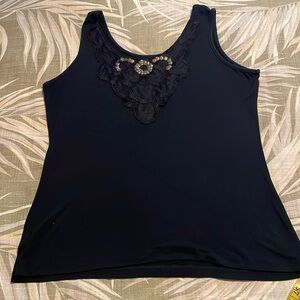 Cute tank top!